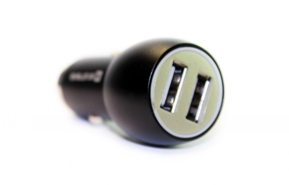 Autolaadijad Evelatus - Car Charger EC7DC01 BLACK 3.1A 2USB port with stainless steel escape tool Black