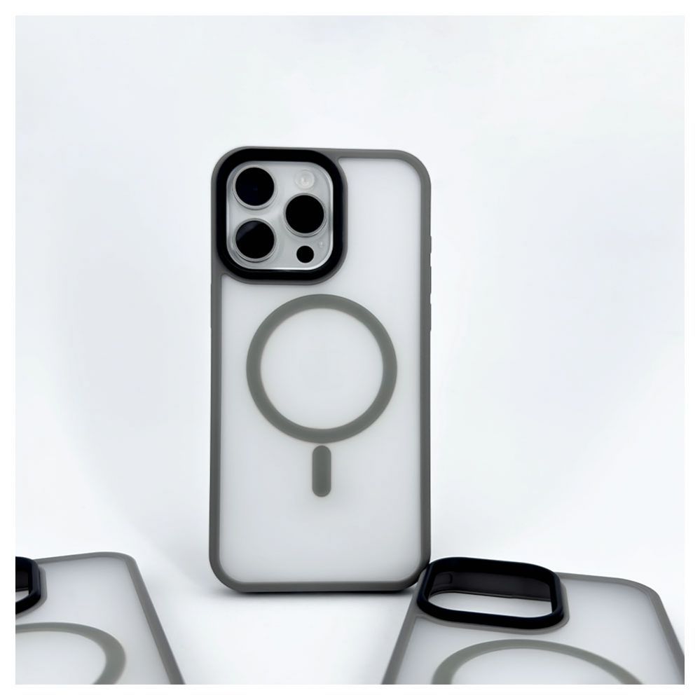 Back panel cover Evelatus Apple iPhone 15 Pro Max Hybird Case With Magsafe PC+TPU Silver