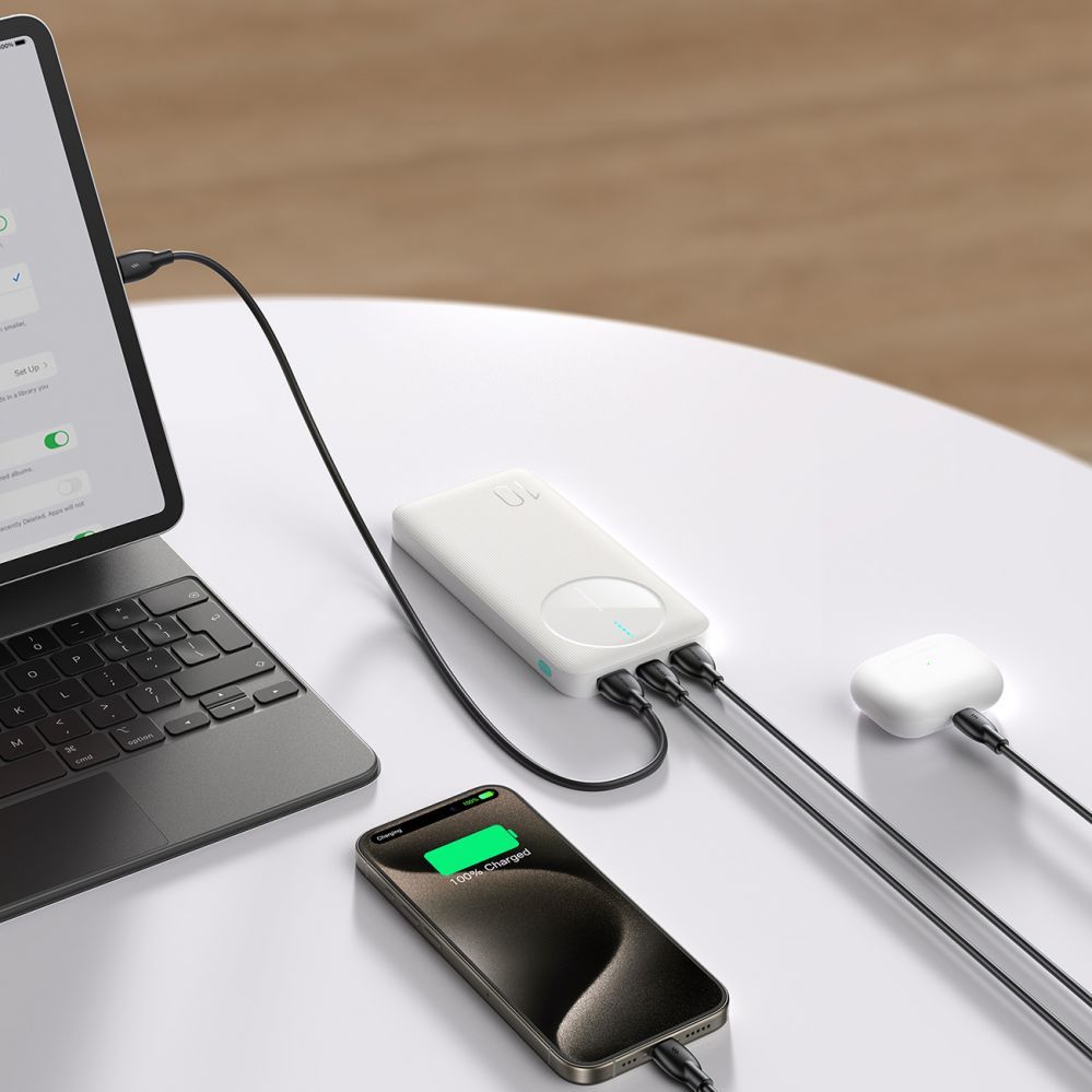 Ārējais akumulators Joyroom Powerbank Joyroom JR-PBF12 10000mAh 2.4A 2x USB-A 1x USB-C - white
