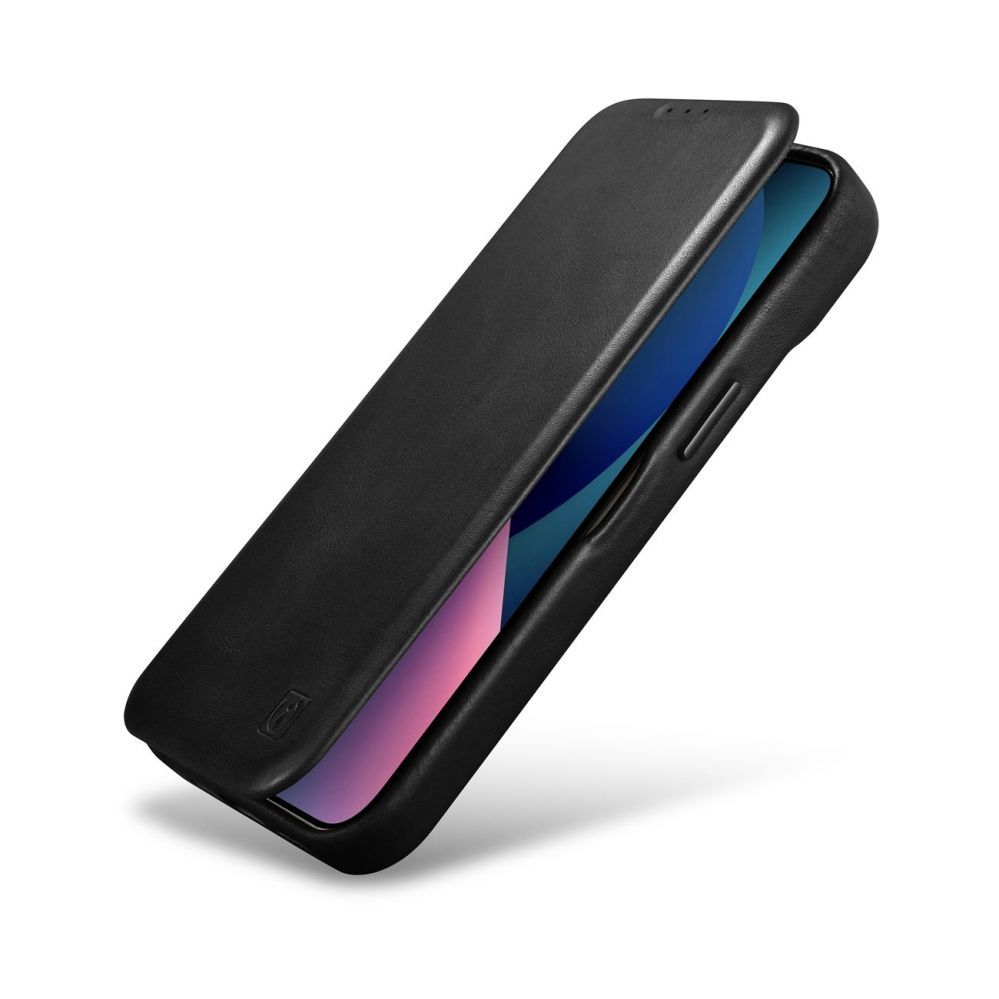 Back panel cover iCarer iCarer CE Oil Wax Premium Leather Folio Case Leather Case iPhone 14 Plus Magnetic Flip MagSafe Black (AKI14220707-BK)