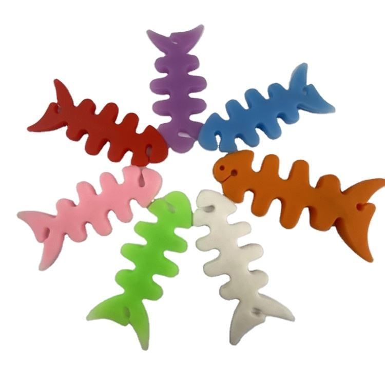 Other Hurtel Fish-shaped headphone cable wrap - green