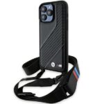 Чехол на заднюю панель BMW  BMW M Edition Carbon Stripe & Strap case for iPhone 15 Pro Max - black 
