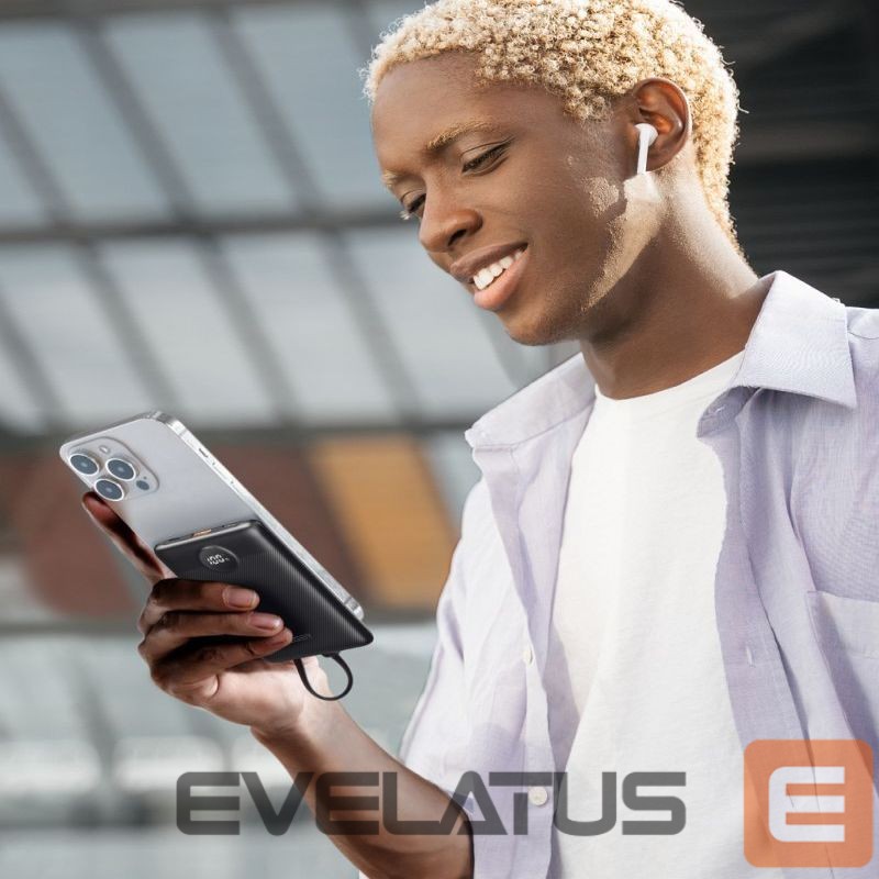 Power bank Veger Powerbank Veger C11 (W1170) PD QC3.0 2A 22,5W 10000 mAh with built-in cables USB C / Lightning black