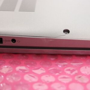 Laptop computer Dell  SALE OUT.  Latitude 5450 AG FHD Ultra 5 135U/16GB/512GB/Intel Integrated/Win11 Pro/Estonian Backlit kbd/FP/SC/3Y ProSupport NBD Onsite W |  | Latitude 5450 | 14 " | IPS | FHD | 1920 x 1080 pixels | Anti-glare | Intel Ultra 5 | 135U | 16 GB | DDR5 | Solid-state drive capacity 512 GB | Intel Integrated Graphics | Windows 11 Pro | 802.11ax | Bluetooth version 5.3 | WWAN ready | Keyboard language Estonian | Keyboard backlit | Warranty 29 month(s) | DAMAGE ON THE RIGHT EDGE OF HOUSING 