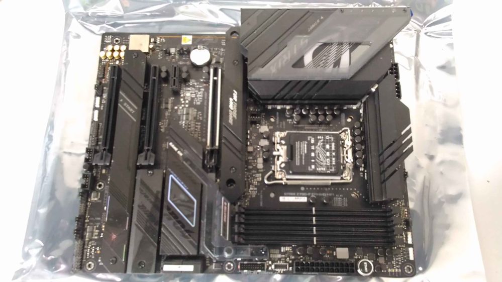 Motherboard for Intel processors Asus SALE OUT. ROG STRIX Z790-F GAMING WIFI | ROG STRIX Z790-F GAMING WIFI | Processor family Intel | Processor socket LGA1700 | DDR5 DIMM | Memory slots 4 | Supported hard disk drive interfaces SATA, M.2 | Number of SATA connectors 4 | Chipset Intel Z790 | ATX | USED, REFURBISHED, WITHOUT ORIGINAL PACKAGING