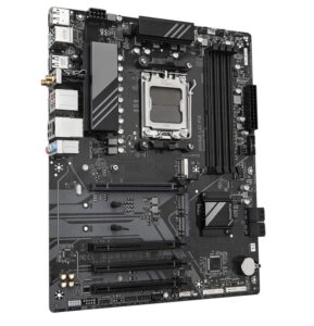 Intel procesoriaus pagrindinė plokštė Gigabyte  B650 UD AX | Processor family AMD Ryzen | Processor socket AM5 | DDR5 | Number of SATA connectors 4 