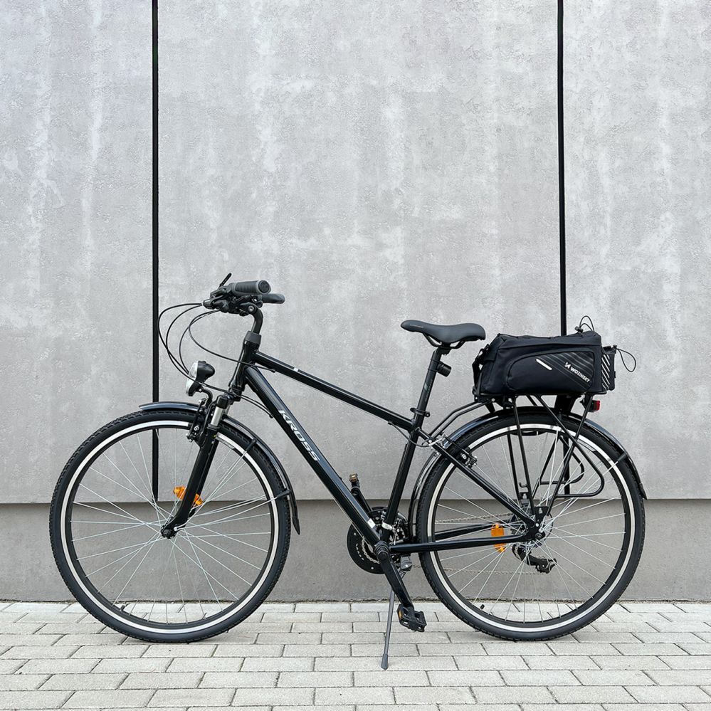 Piederums velosipēdiem Wozinsky Wozinsky bike carrier bag with 9l shoulder strap (rain cover included) black (WBB22BK)