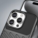 Back panel cover Hurtel  Thunder Case for iPhone 16e Silicone Armored Cover - Black 