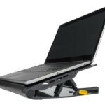 Headphone with microphone Targus  Stand | Chill Mat with 4 USB-A Port Hub - for up to 16-inch Laptops | Black/Grey 