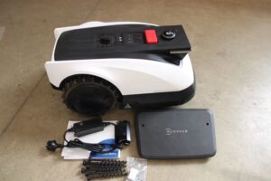Dulkių siurblys Ecovacs  SALE OUT.  GOAT O500 Panorama Lawn Mower, Robot, Up to 500 m², Al camera navigation, SmartEdge, White |  Lawn Mower GOAT O500 Panorama | NO ORIGINAL PACKAGING, USED, DIRTY, SCRATCHED, BENT LID LEG 