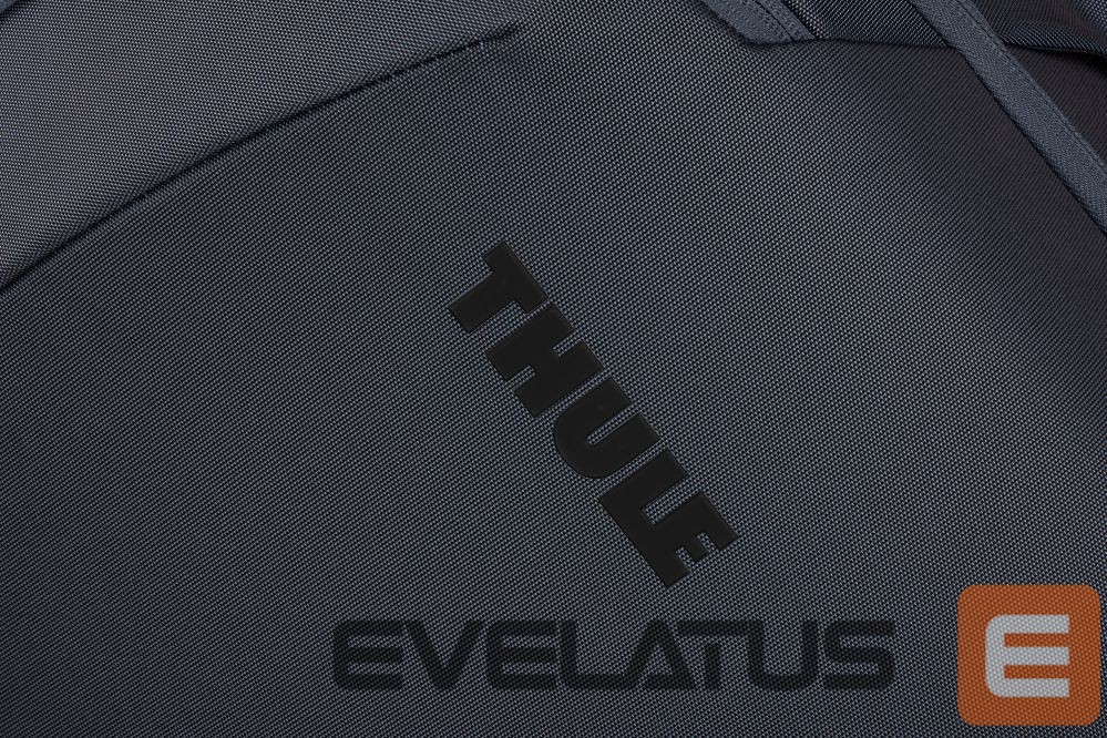 Сумка для портативных компьютеров Thule Subterra 2 Checked Spinner 68 cm - Dark Slate