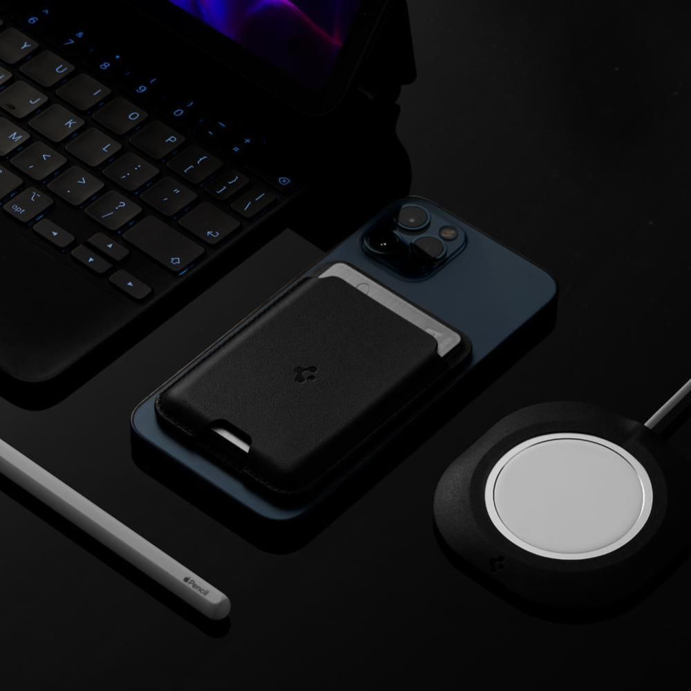 Citas preces Spigen Black