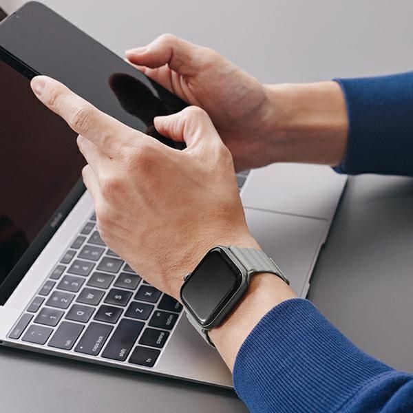 Citas preces UNIQ Uniq Revix Magnetic Strap for Apple Watch 42 / 44 / 45 / 49 mm - Blue-Black