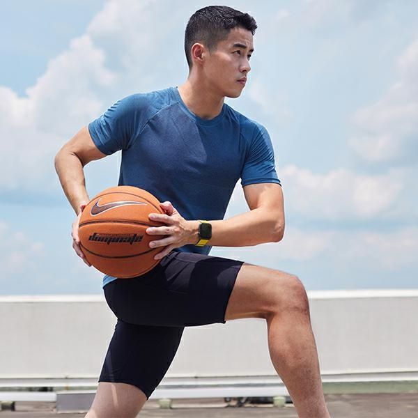 Muud kaubad UNIQ Uniq Revix Magnetic Strap for Apple Watch 42 / 44 / 45 / 49 mm - Black and Orange