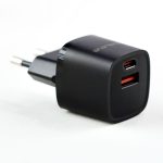Адаптер Evelatus  USB-A and USB-C 30W Max / EU charger Black