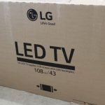 Monitorid LG  SALE OUT.  43UN640S0LD 43“ 3840x2160/300cd/m2/ HDMI RF |  USED, MISSING PLASTIC HOLDERS AND ORIGINAL REMOTE CONTROL 