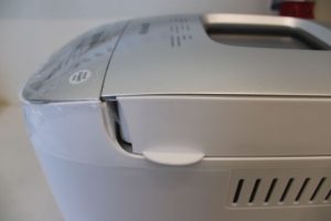 Maizes cepšanas krāsnis GORENJE  SALE OUT.  BM1600WG Bread maker, Power 850 W, 16 programs, Silver  Bread maker BM1600WG Power 850 W, Number of programs 16, Display LCD, White/Silver, DAMAGED PACKAGING ,BROKEN PLASTIC PART 