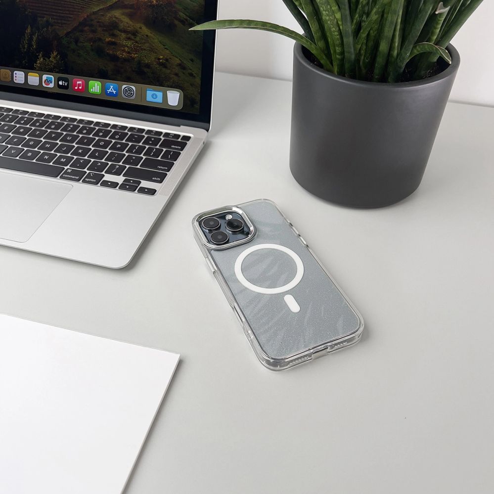 Nugarėlės dėklai Hurtel Glitter Case with MagSafe for iPhone 16e - White