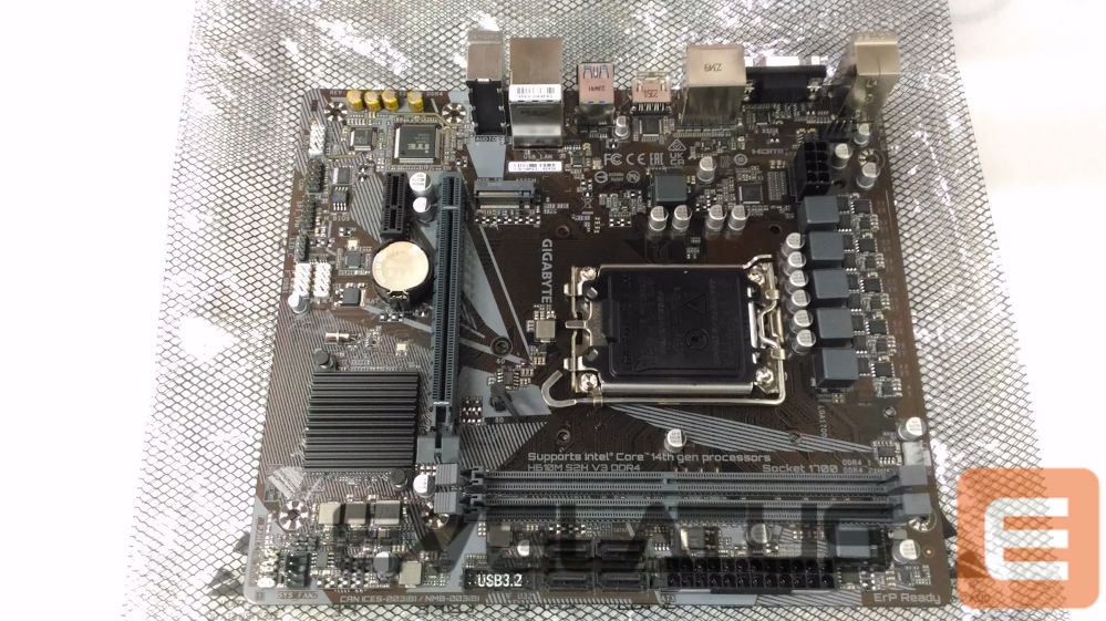 Intel protsessori emaplaat Gigabyte SALE OUT. H610M S2H V3 DDR4 G1.0 | H610M S2H V3 DDR4 G1.0 | Processor family Intel | Processor socket LGA1700 | DDR4 | Supported hard disk drive interfaces SATA, M.2 | Number of SATA connectors 4 | USED, REFURBISHED, WITHOUT ACCESSORIES, ONLY BACK PANEL INCLUDED