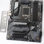 Intel protsessori emaplaat Gigabyte  USED, REFURBISHED, WITHOUT ORIGINAL PACKAGING AND ACCESSORIES, ONLY BACK PANEL INCLUDED 